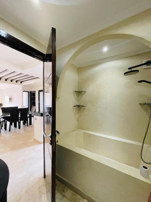 Appartement Au Centre Ville Marakéš Exteriér fotografie